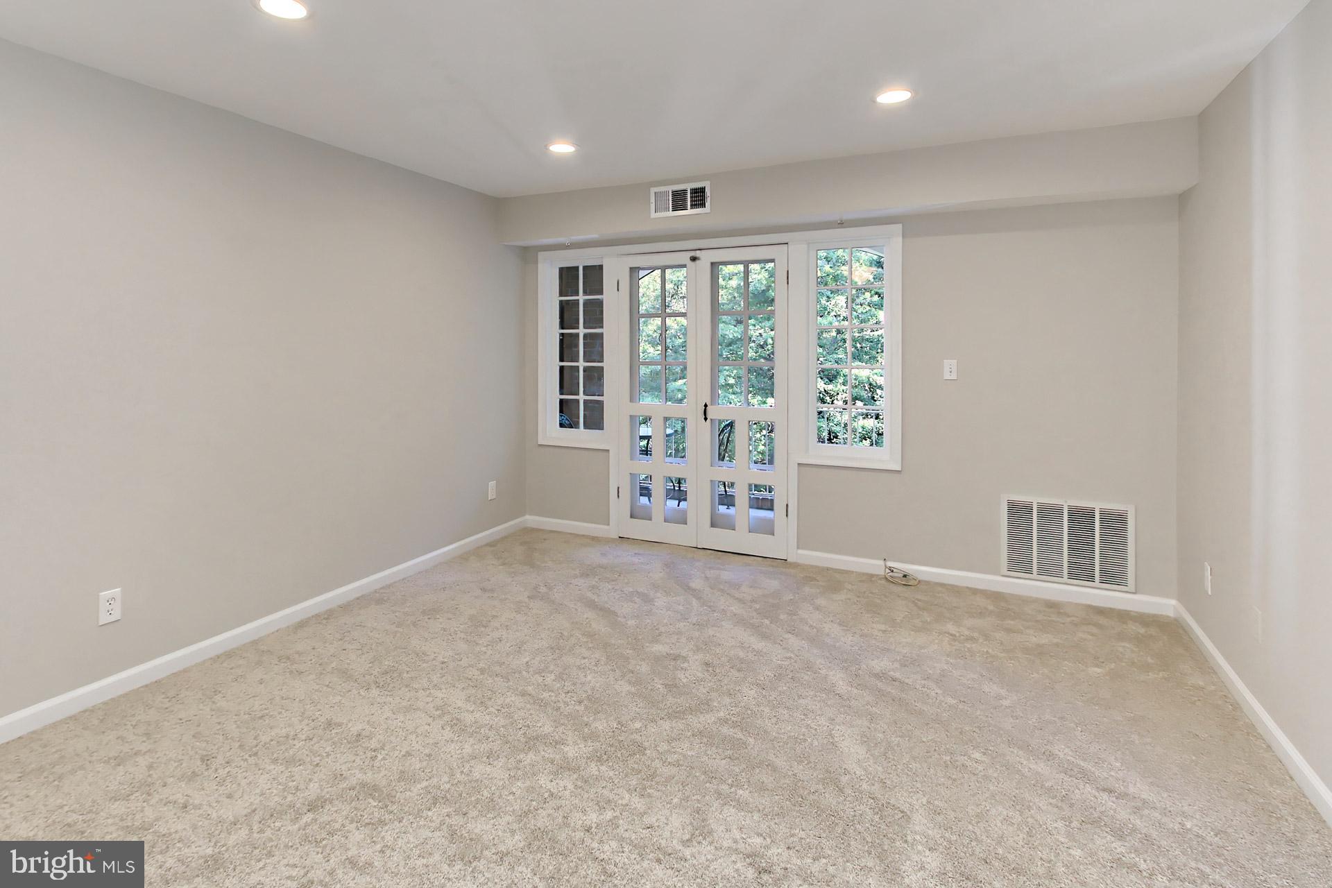 5905 Bayshire Road, Unit 185 Springfield, VA 22152 - Photo 10 of 26