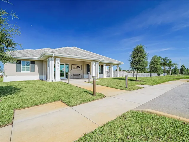 $385,000 | 6722 Rumine Circle, Vero Beach, FL 32967