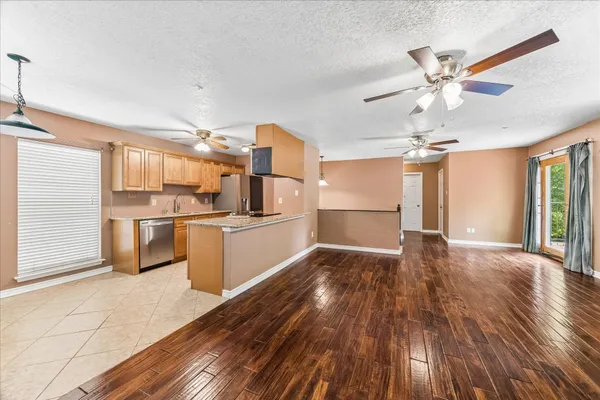 $294,000 | 13 Fiddleleaf Court, The Woodlands, TX 77381