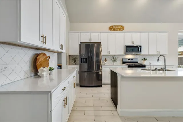 $562,900 | 704 Fencerow Trail, Weston, TX 75009