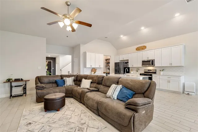 $562,900 | 704 Fencerow Trail, Weston, TX 75009