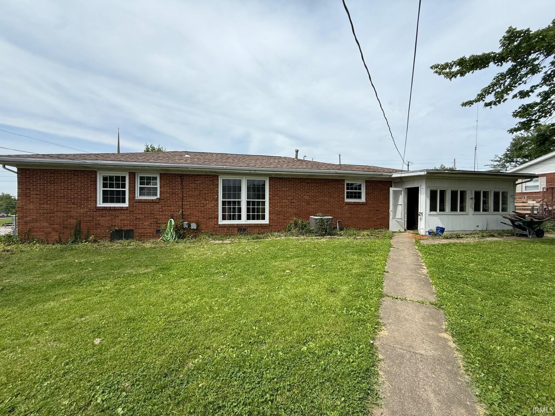 1123 Maxville Road Boonville, IN 47601 - Photo 3 of 28