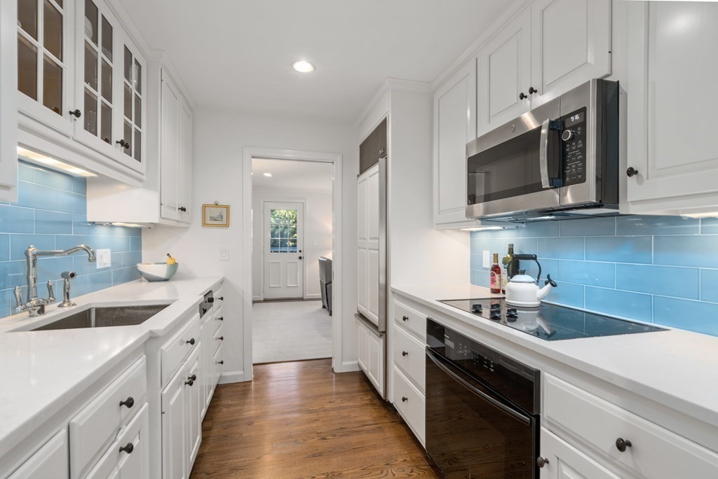 16 Wiswall Circle, Unit 16 Wellesley, MA 02482 - Photo 7 of 18