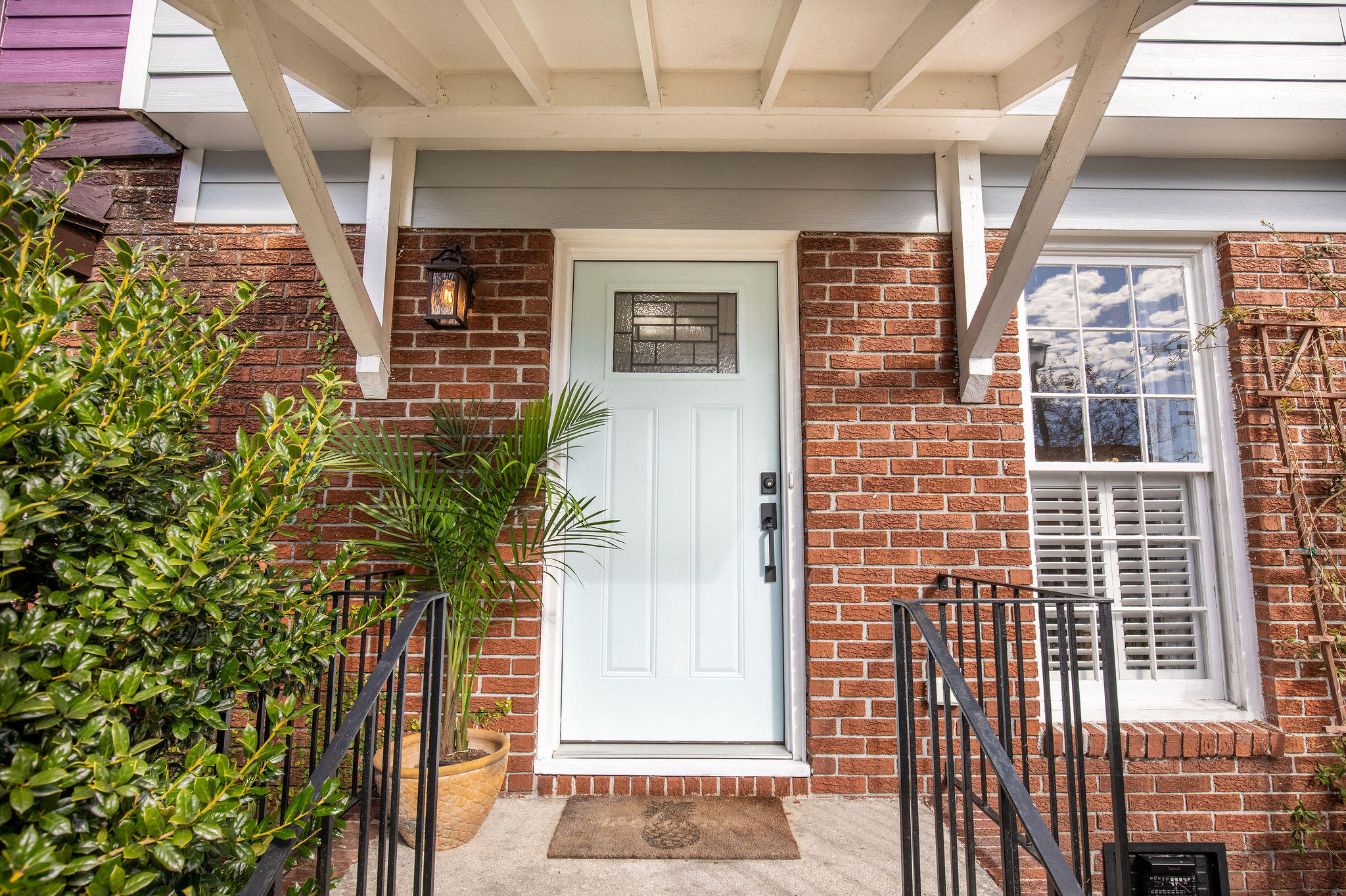 1160 Rosemead Road Mount Pleasant, SC 29464 - Photo 3 of 41 1160RosemeadRoad-KeenEyeMarketing-51