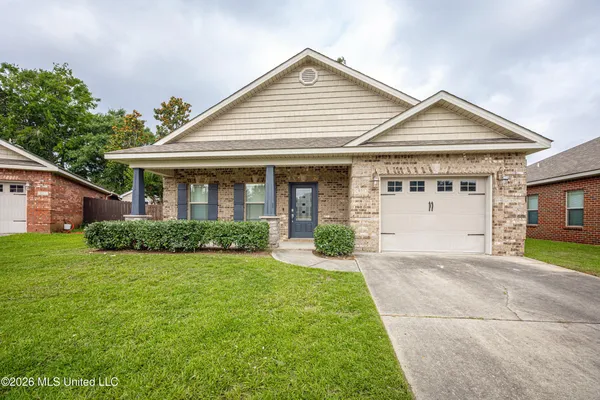 $2,100 | 931 Old Towne Street, Gulfport, MS 39507