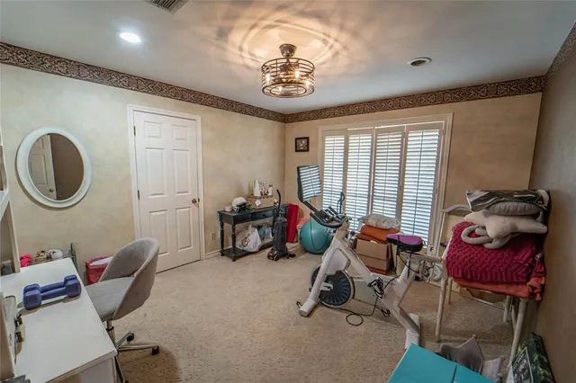 $489,000 | 8 Northglen Road, Breckenridge, TX 76424