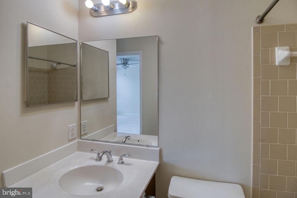 21024 Timber Ridge Terrace, Unit 303 Ashburn, VA 20147 - Photo 32 of 42 Master Bathroom