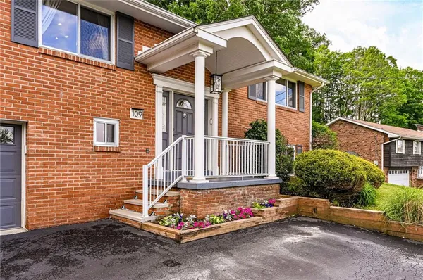 $450,000 | 109 Westview Drive, Ligonier, PA 15658