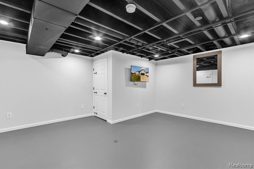9769 Stark Road Livonia, MI 48150 - Photo 42 of 64 Another one in another room