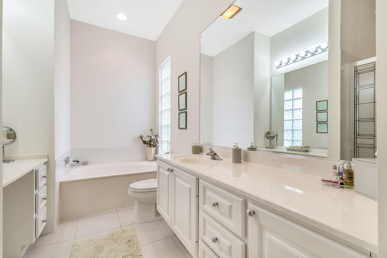 7765 Red River Road West Palm Beach, FL 33411 - Photo 18 of 44 Bathroom (1)
