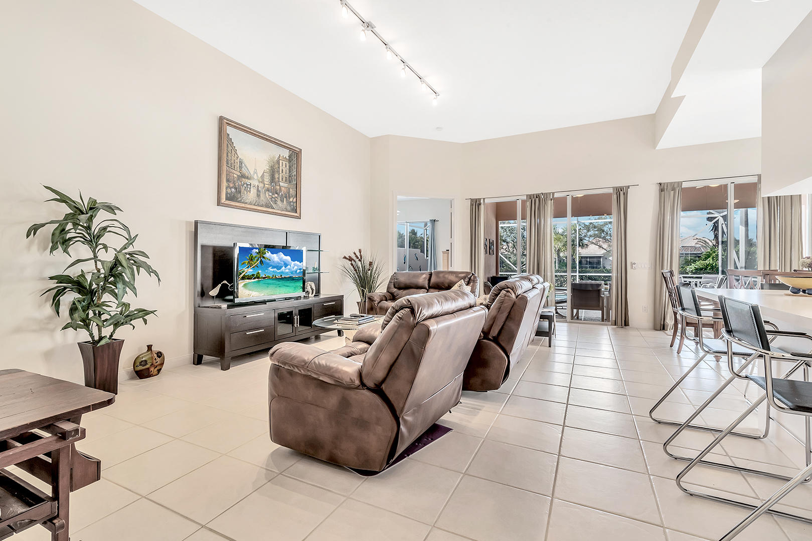 7765 Red River Road West Palm Beach, FL 33411 - Photo 7 of 44 Living area (5)