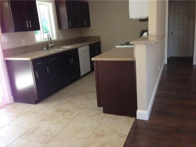 611 West Beech Street Fallbrook, CA 92028 - Photo 9 of 19 Gallery Image 9