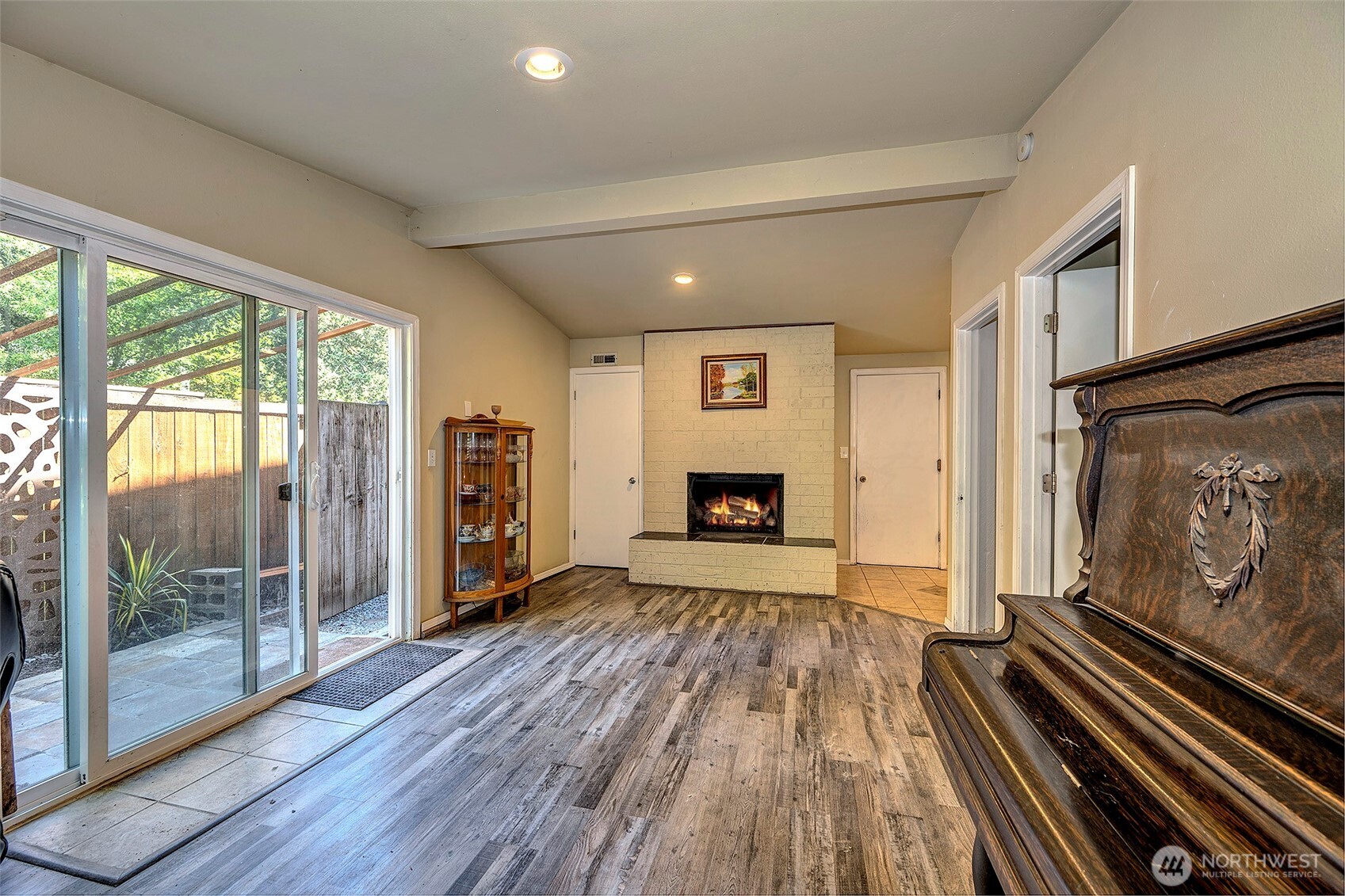 21220 Shell Valley Road Edmonds, WA 98026 - Photo 25 of 31 Gallery Image 25