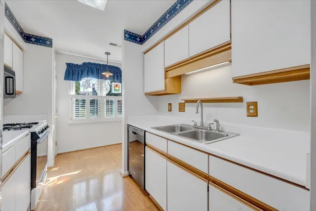 $249,500 | 4624 Mill View Court, Roanoke, VA 24018