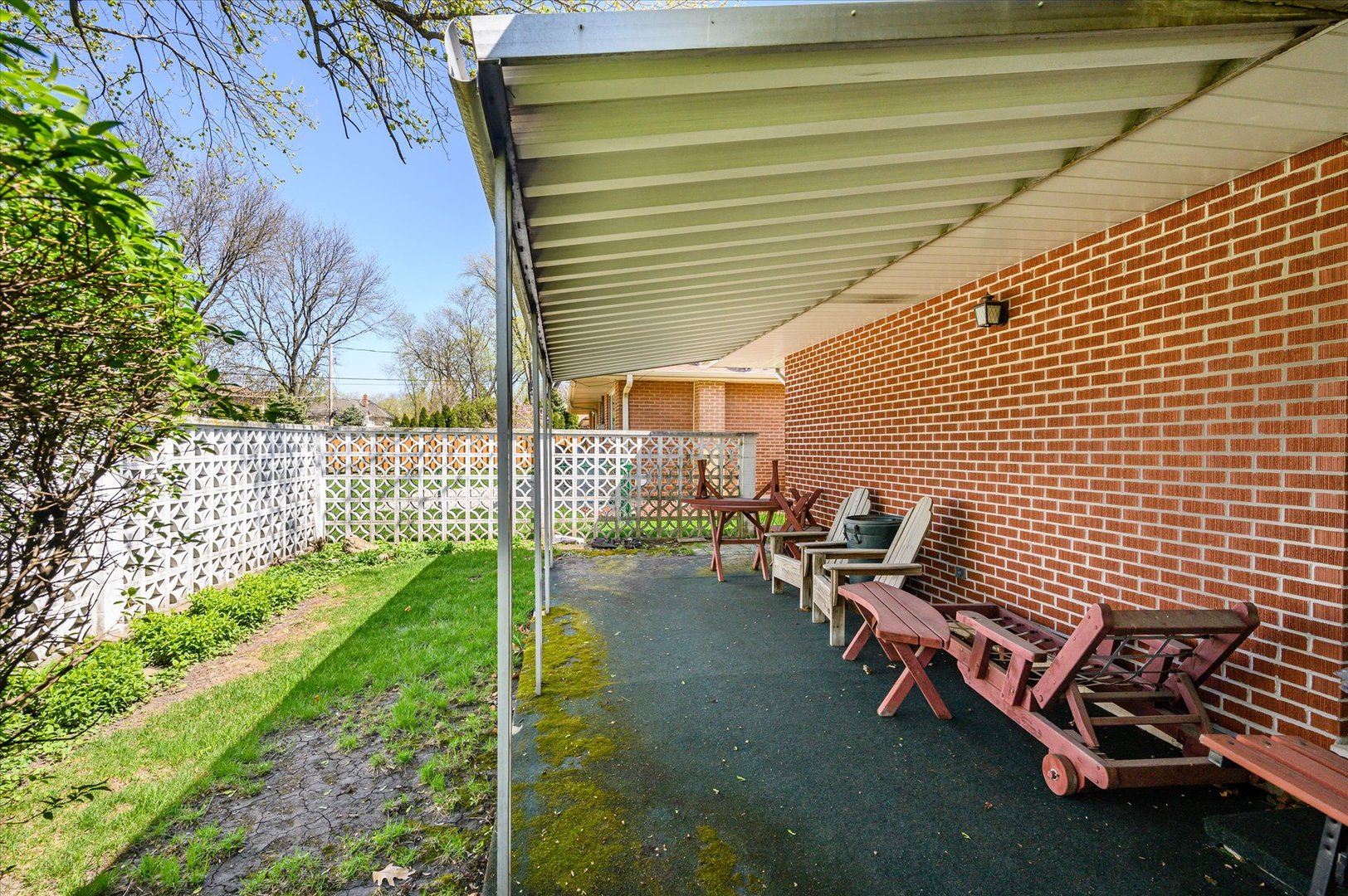 366 Lance Drive Des Plaines, IL 60016 - Photo 27 of 33 a view of a backyard with chairs