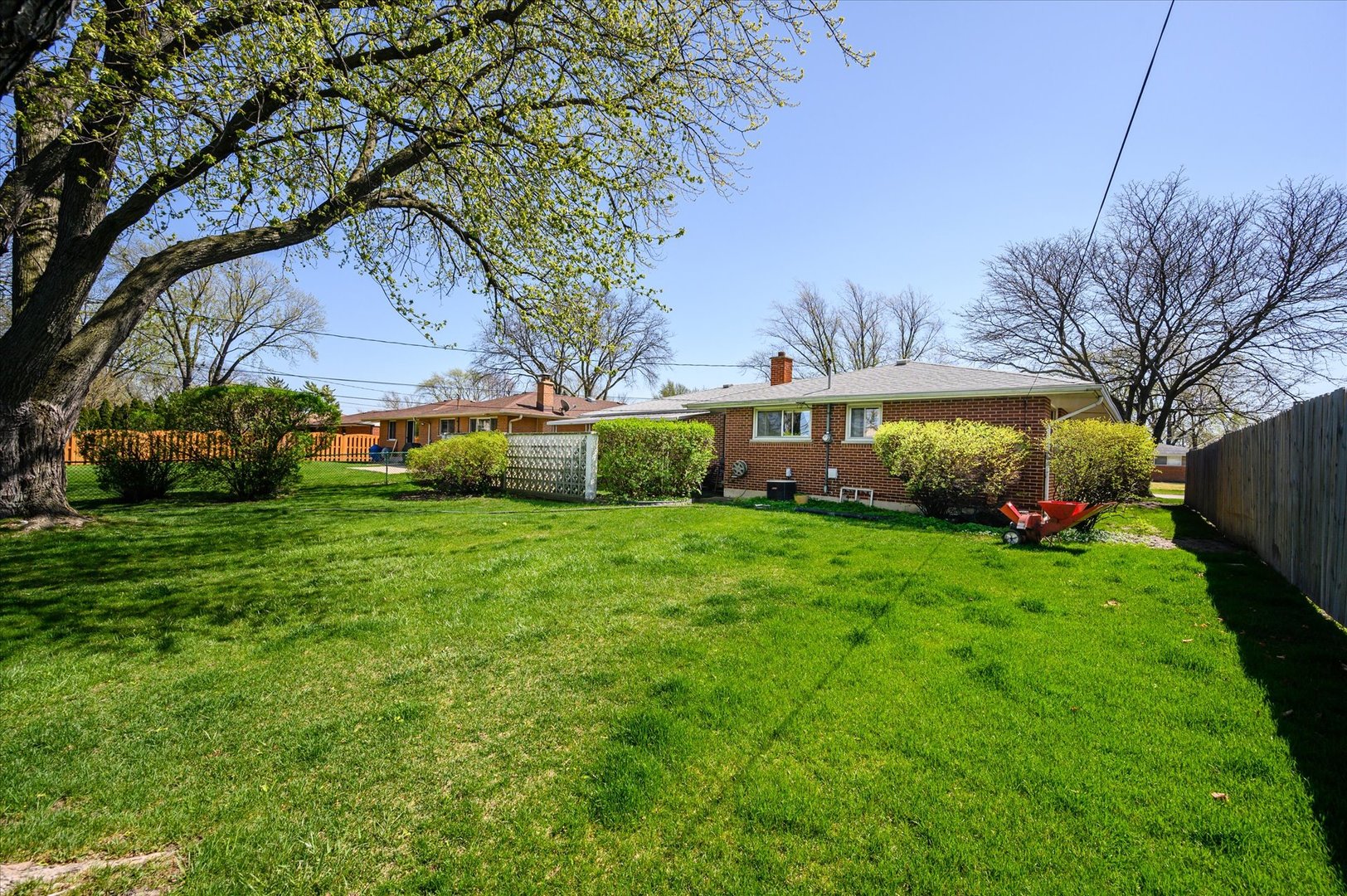 366 Lance Drive Des Plaines, IL 60016 - Photo 29 of 33 a view of an house with backyard space and garden