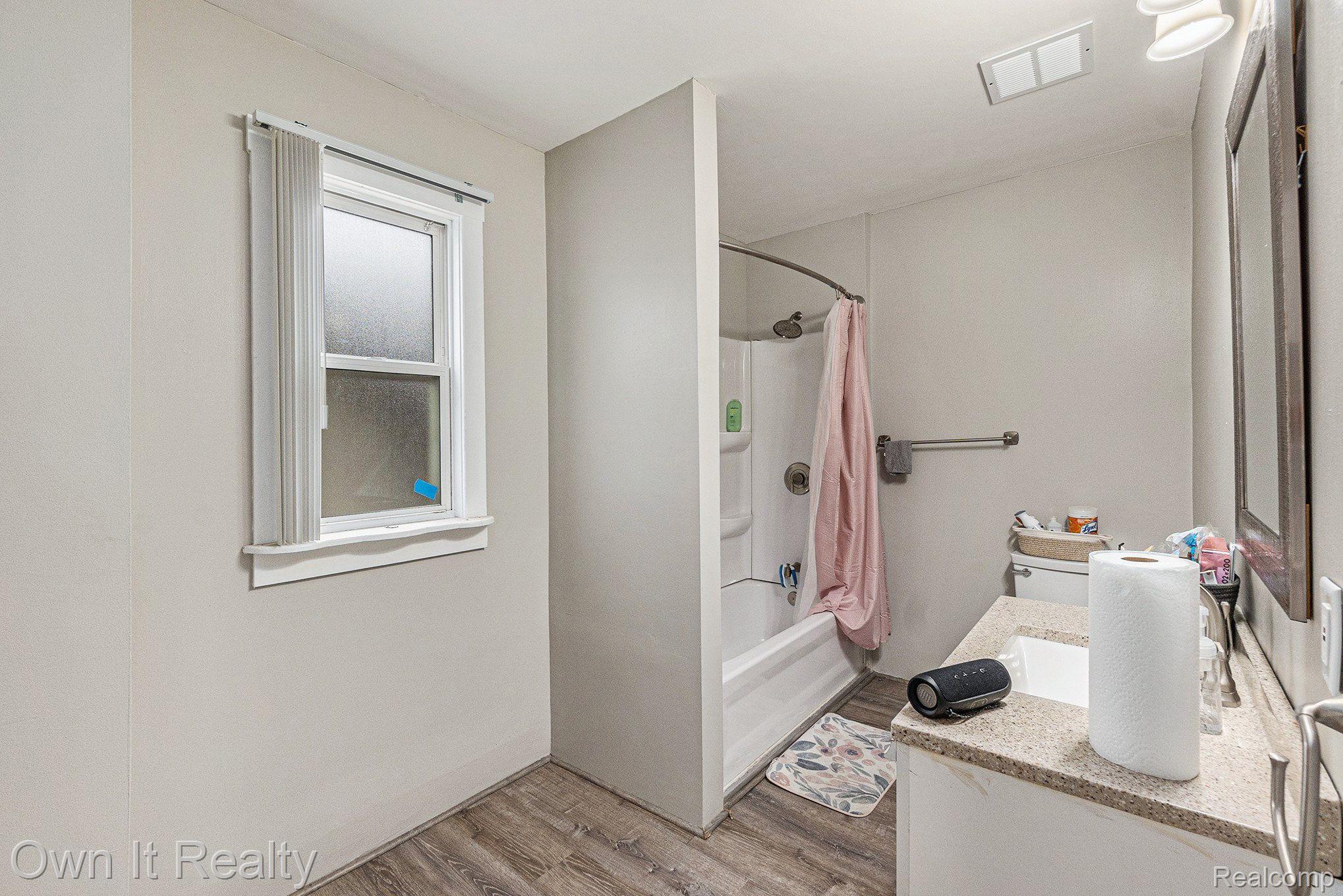 43 East Henry Street River Rouge, MI 48218 - Photo 22 of 32 Gallery Image 22