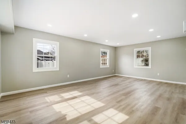 $449,999 | 27 Harper Lane, Willingboro, NJ 08046