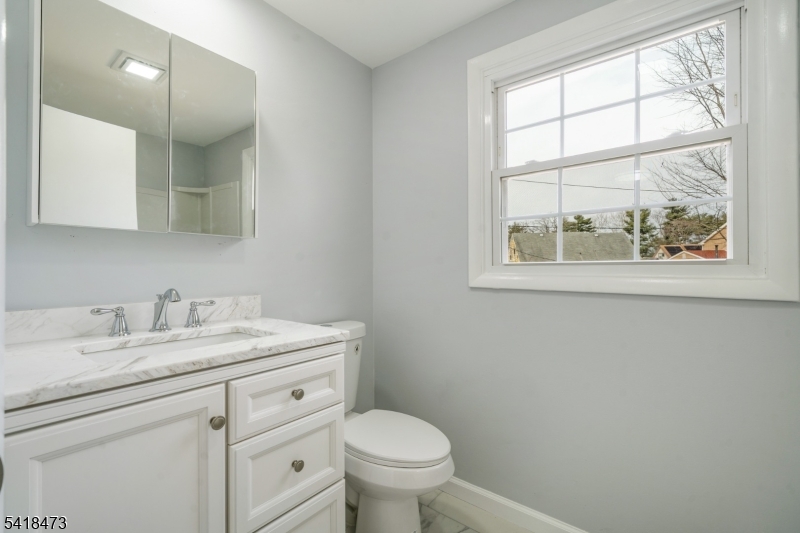 27 Harper Lane Willingboro, NJ 08046 - Photo 14 of 32