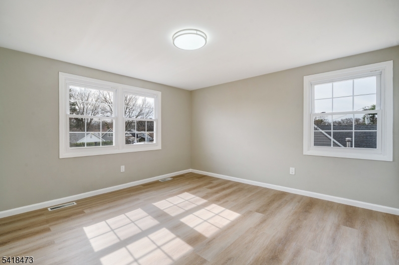 27 Harper Lane Willingboro, NJ 08046 - Photo 15 of 32