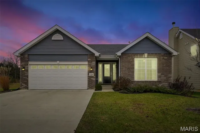 $360,000 | 120 Dark Horse Court, Wentzville, MO 63385