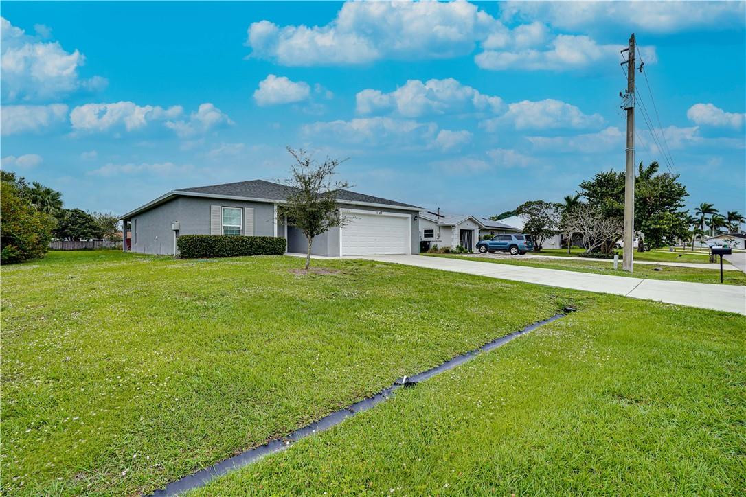 2647 Southwest Chestnut Lane Port St. Lucie, FL 34953 - Photo 17 of 23 Photo 17