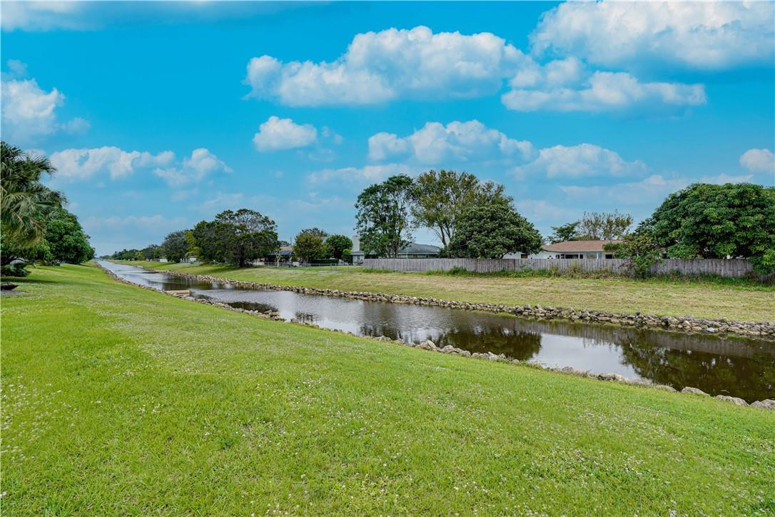 2647 Southwest Chestnut Lane Port St. Lucie, FL 34953 - Photo 19 of 23 Photo 19