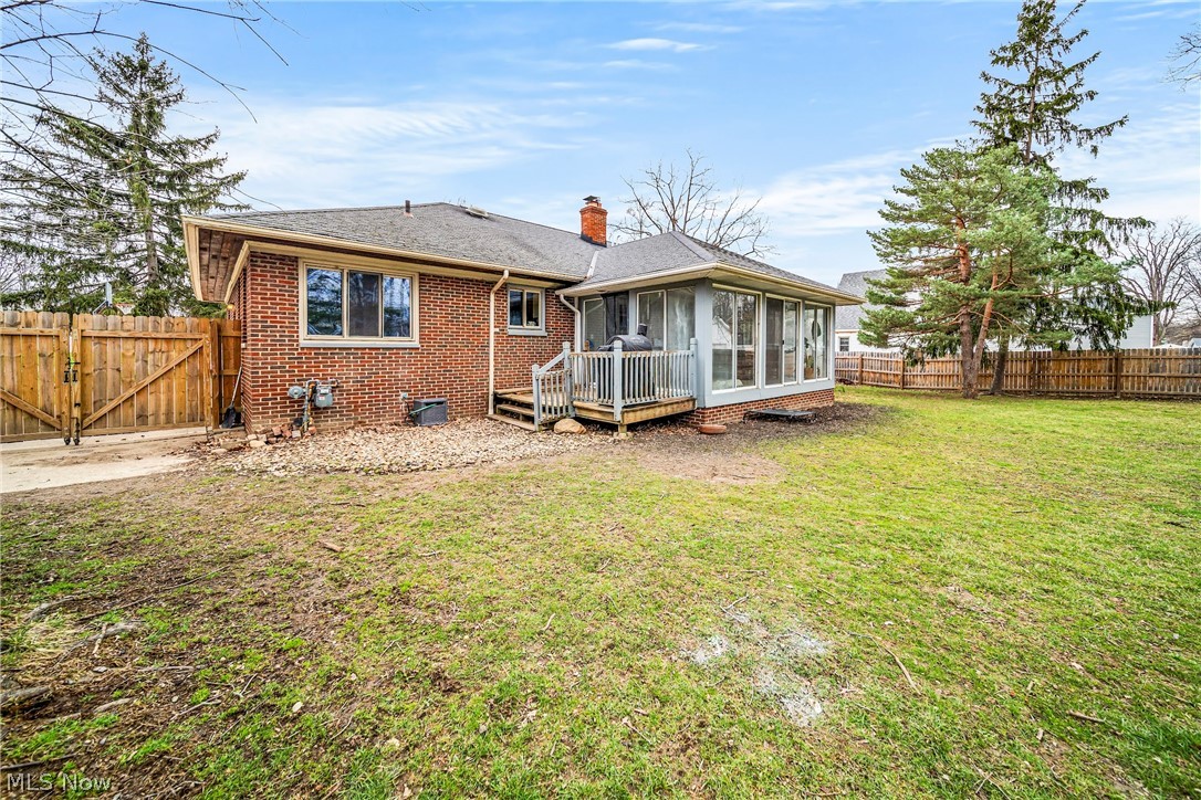 901 Lloyd Road Wickliffe, OH 44092 - Photo 31 of 40 Back of house featuring a yard
