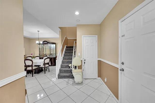 $475,000 | 9640 Royal Palm Boulevard, Coral Springs, FL 33065