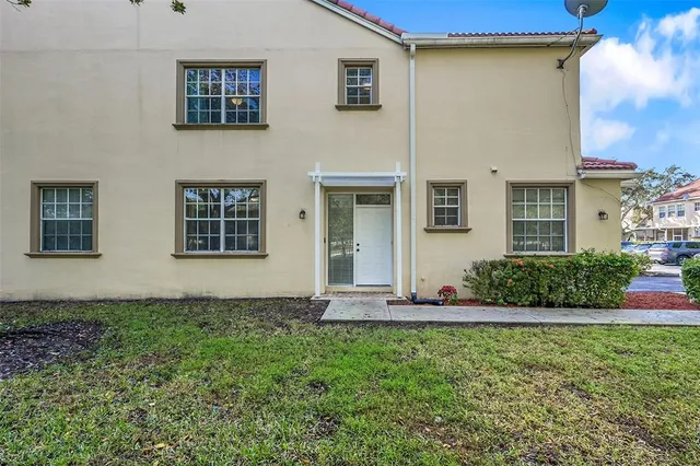 $475,000 | 9640 Royal Palm Boulevard, Coral Springs, FL 33065