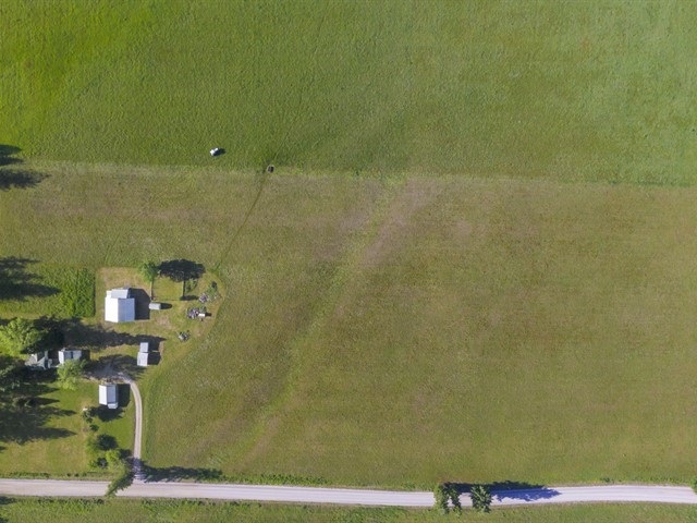711 Milan Farms Road Elk, WA 99009 - Photo 4 of 20
