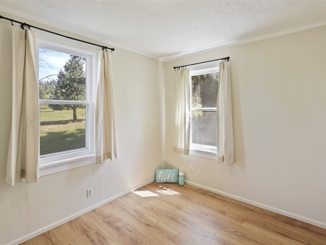 711 Milan Farms Road Elk, WA 99009 - Photo 10 of 20