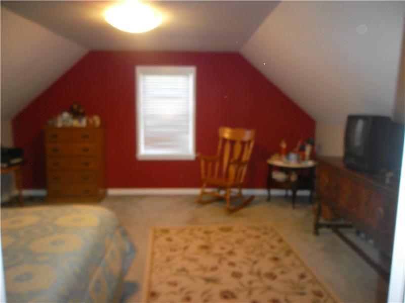 16 Shenango Road New Castle, PA 16105 - Photo 11 of 21 Bedroom. Large Second Floor Bedroom