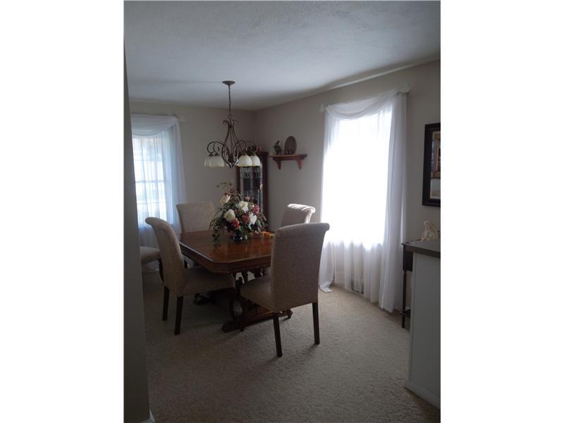 16 Shenango Road New Castle, PA 16105 - Photo 7 of 21 Dining Room.