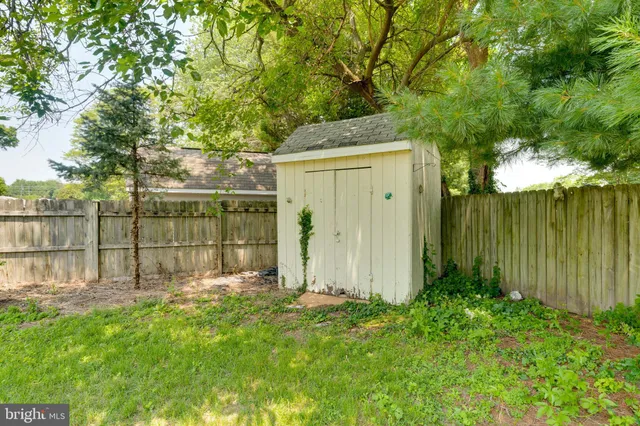 $580,000 | 1216 Farmview Road, Pasadena, MD 21122