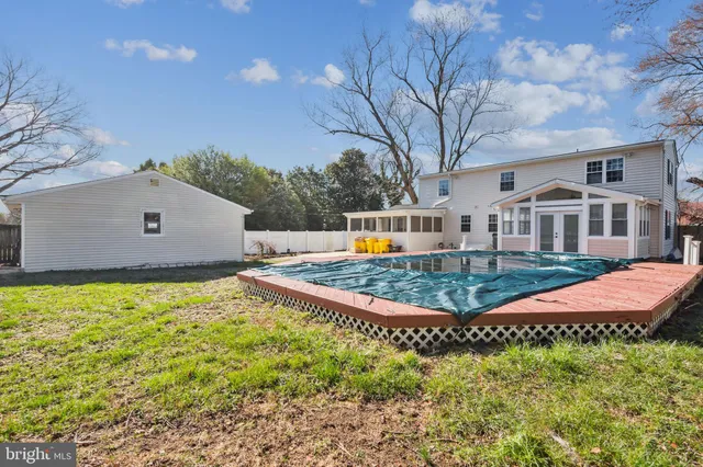 $580,000 | 1216 Farmview Road, Pasadena, MD 21122