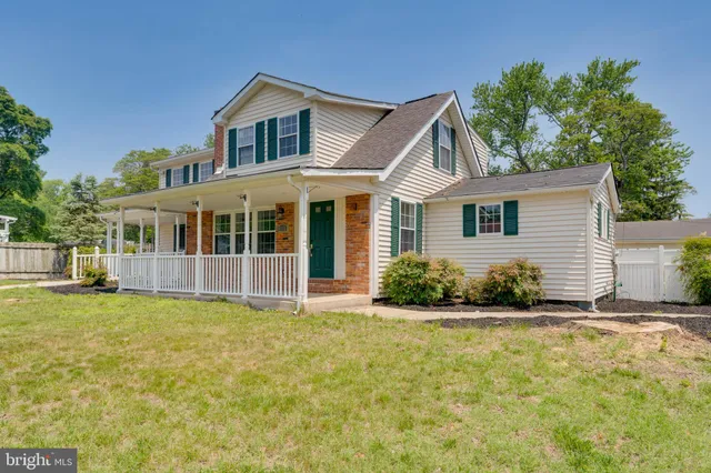 $580,000 | 1216 Farmview Road, Pasadena, MD 21122