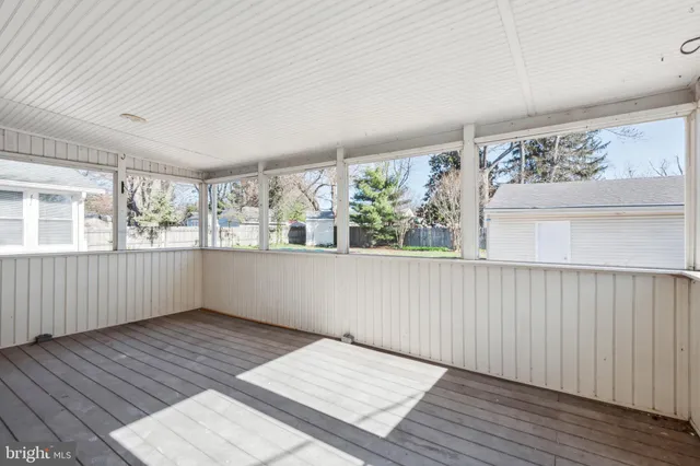 $580,000 | 1216 Farmview Road, Pasadena, MD 21122