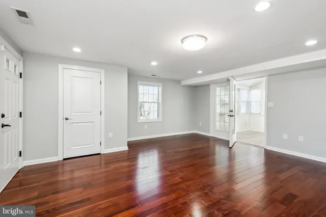 $580,000 | 1216 Farmview Road, Pasadena, MD 21122