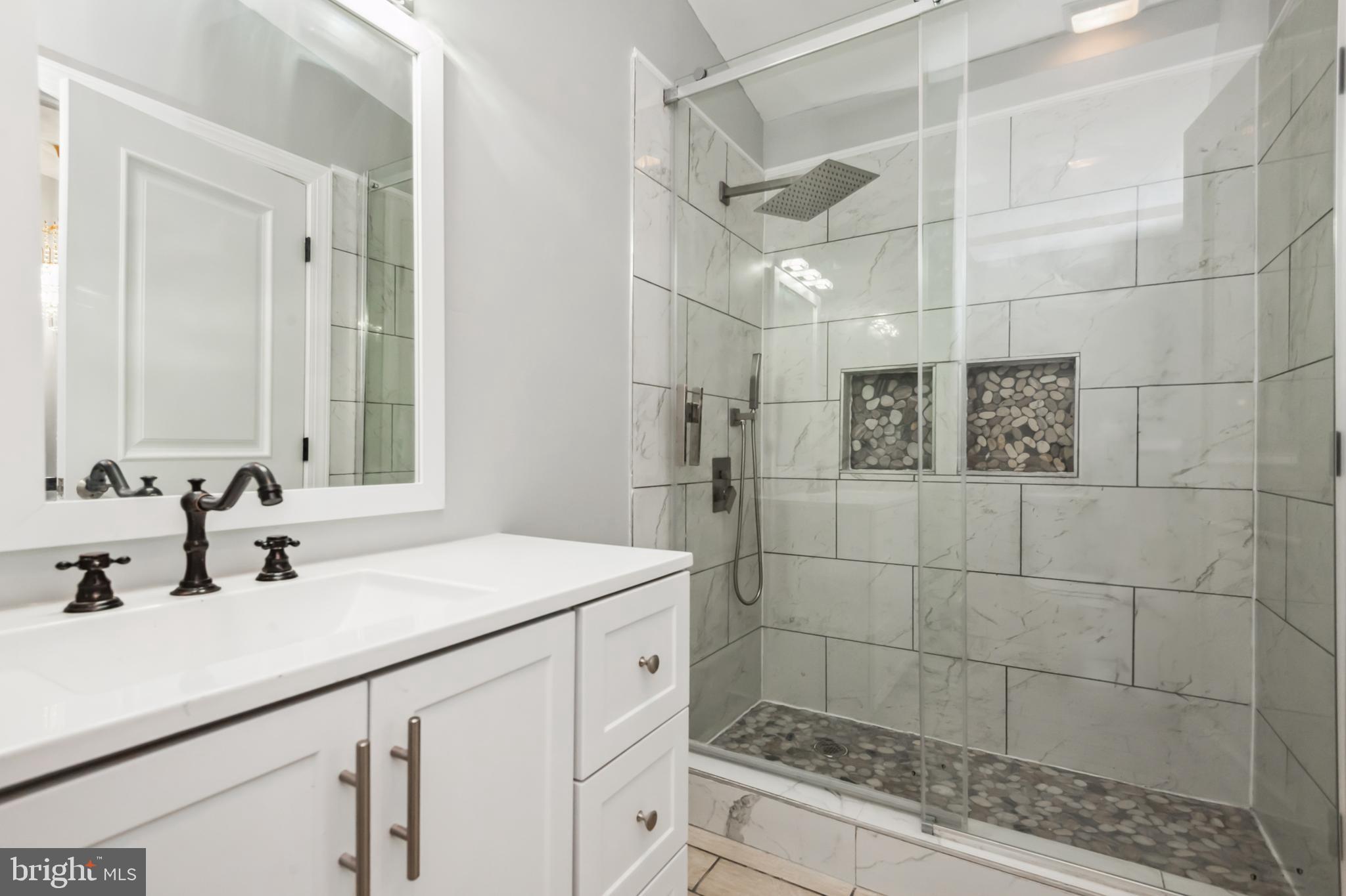 1216 Farmview Road Pasadena, MD 21122 - Photo 36 of 39 Gallery Image 36