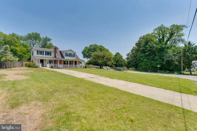 $580,000 | 1216 Farmview Road, Pasadena, MD 21122