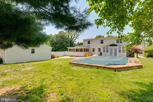 $580,000 | 1216 Farmview Road, Pasadena, MD 21122