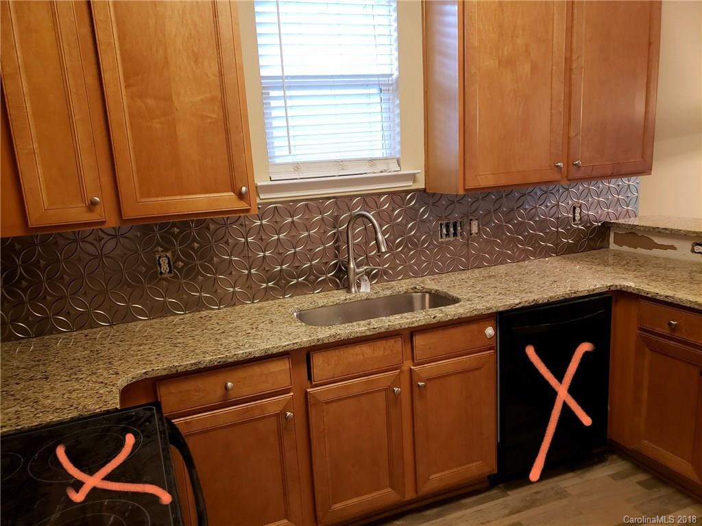 10318 Carver Falls Road Charlotte, NC 28214 - Photo 7 of 9