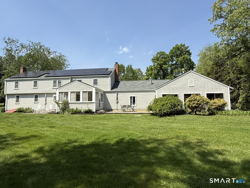 181 Farms Village Road Simsbury, CT 06092 - Photo 7 of 8