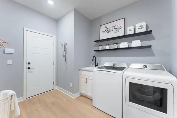 $425,000 | 1262 Beaumont Boulevard, Jordan, MN 55352