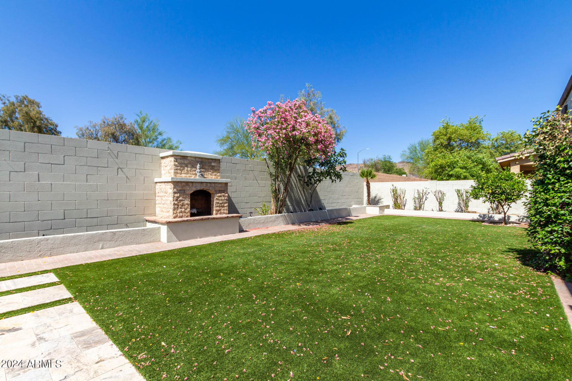 5504 West Rowel Road Phoenix, AZ 85083 - Photo 56 of 65 56 - Rowel