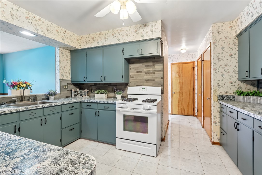 15186 Drake Road Strongsville, OH 44136 - Photo 15 of 50 Gallery Image 15