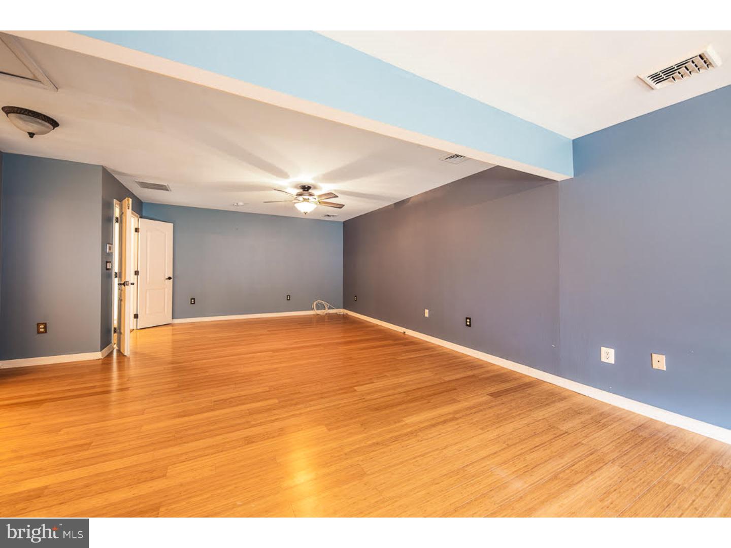 910 Denston Road Thorofare, NJ 08086 - Photo 13 of 19 Master Bedroom