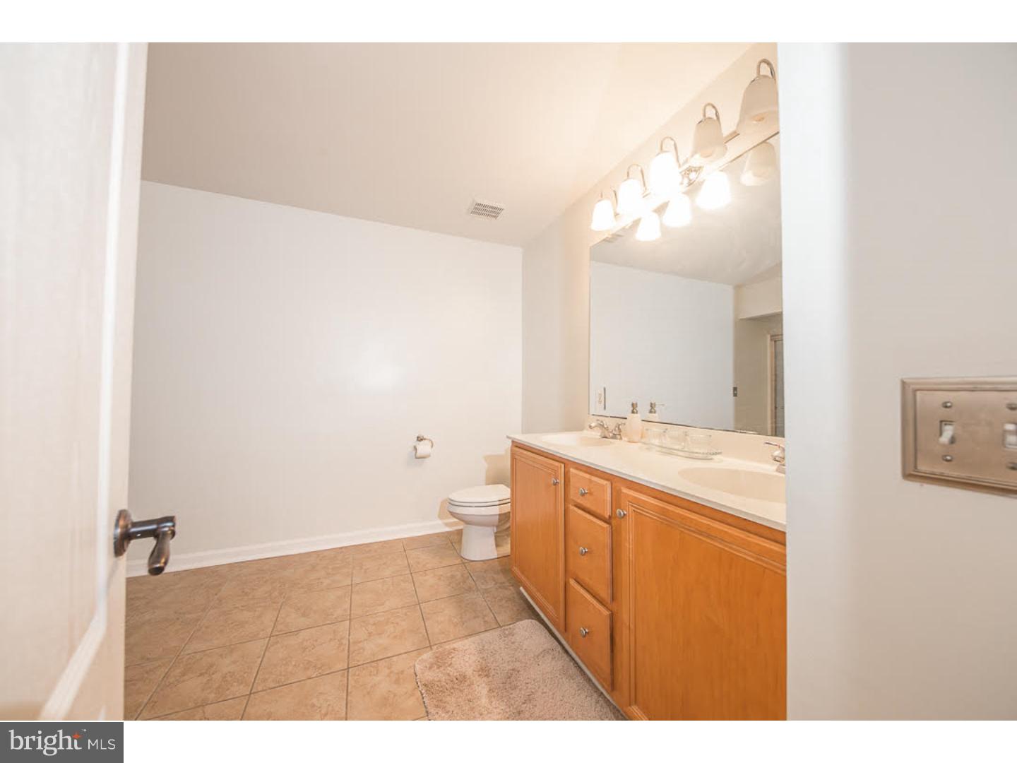 910 Denston Road Thorofare, NJ 08086 - Photo 14 of 19 Master Bathroom