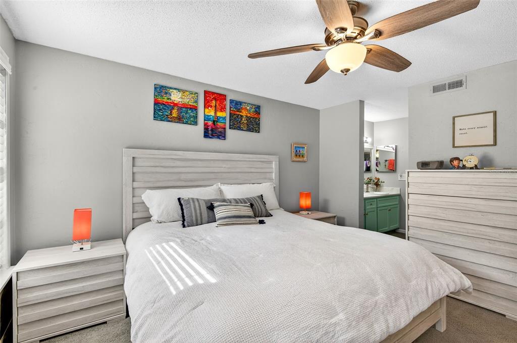 2003 Lennox Road East, Unit 2003 Palm Harbor, FL 34683 - Photo 21 of 40